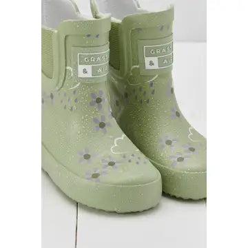 Spring Green Floral Colour Changing Wellies - Grass & Air