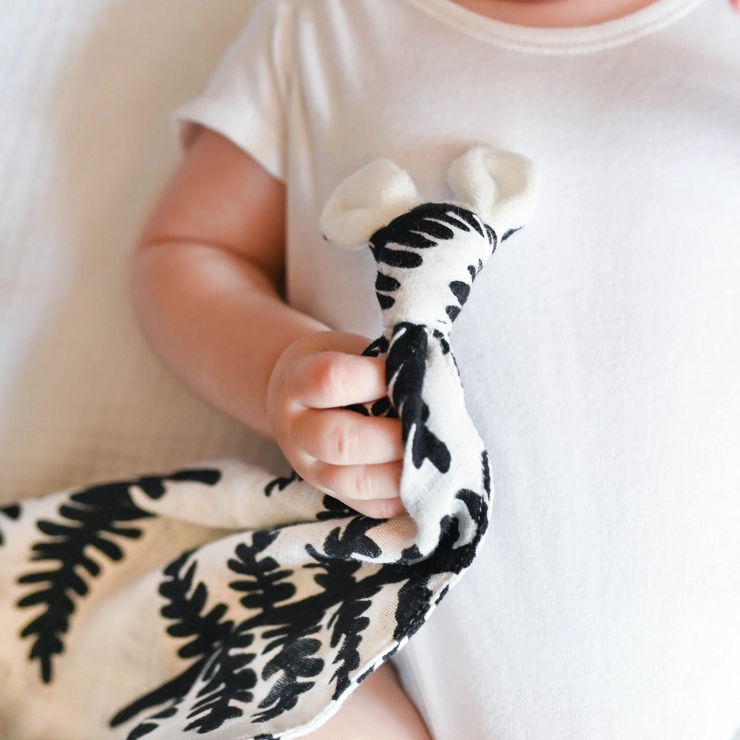 Etta Loves Fern Baby Comforter