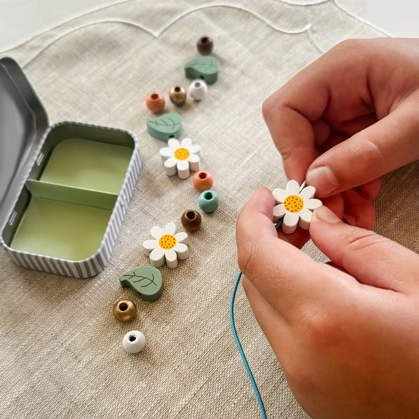 Daisy Bracelet